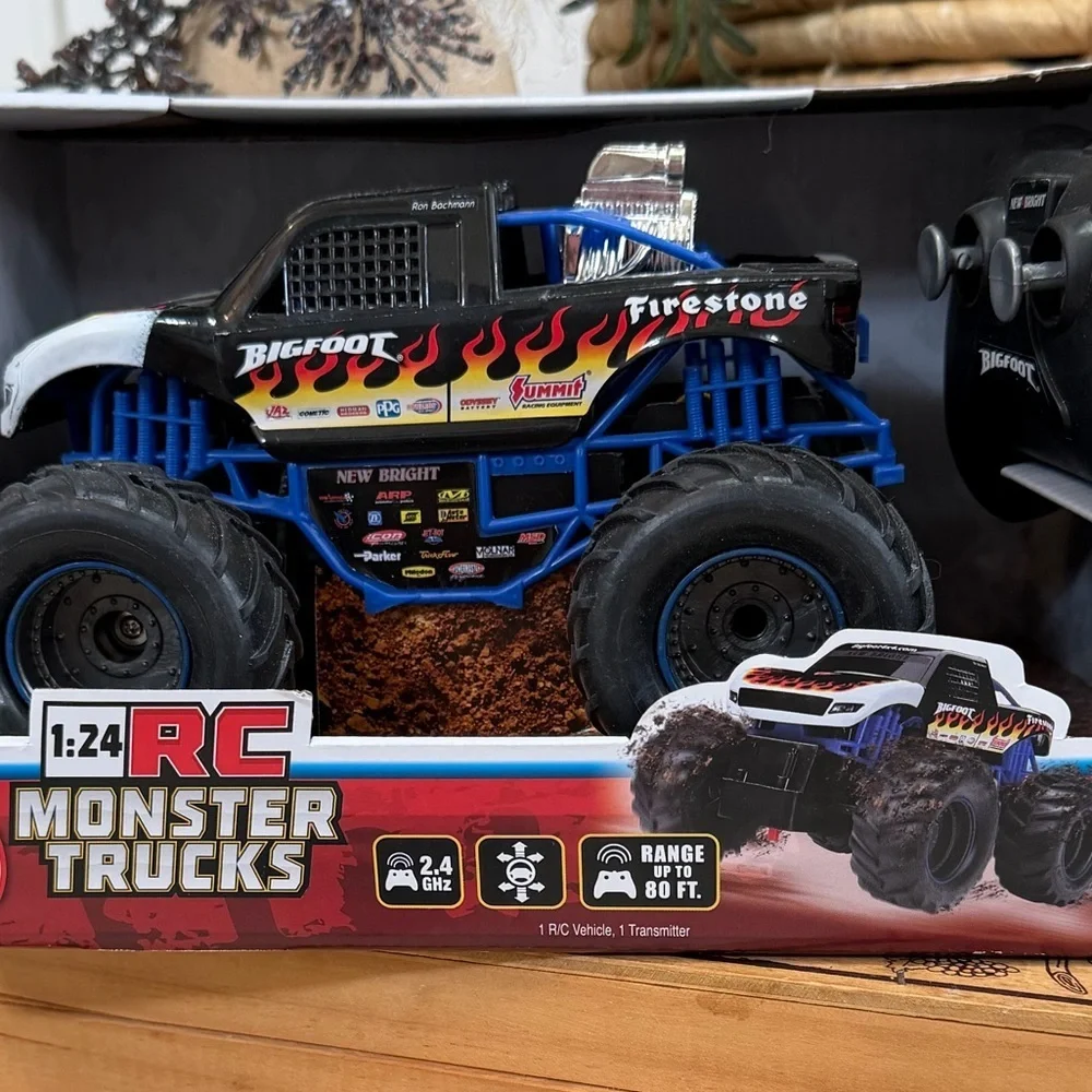 New 2022 RC Monster Truck 45th Bigfoot 4x4x4 ~ 1:24 - New in Box Remote Control